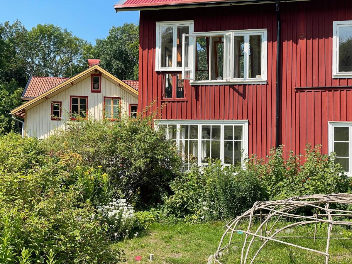 Summer Bnb Kaerlingesund Retreat Center Bed and Breakfast Uddevalla Exterior foto